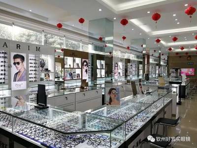 欽州眼鏡城六周年店慶掀熱潮，免費領鏡引市民蜂擁而至