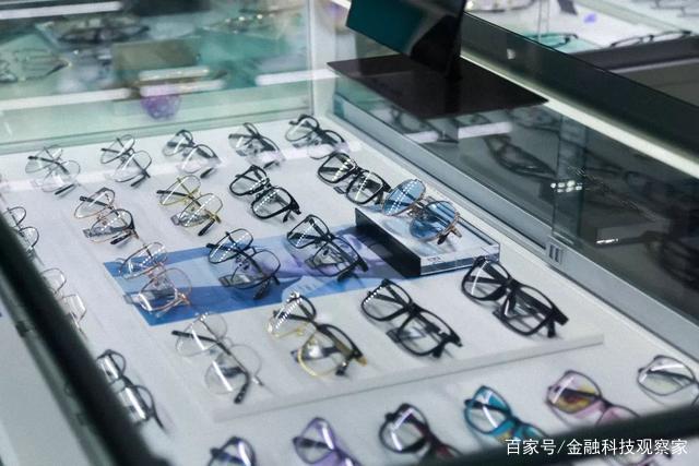 眼鏡行業(yè)有多暴利?成本6元的鏡片,卻賣出2000元天價(jià)